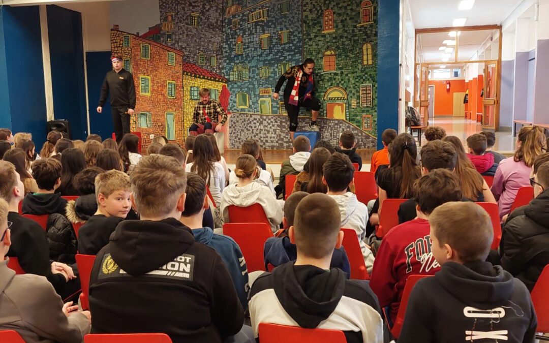 Gostovanje Kazališta Lutonjica Toporko iz Zagreba u našoj školi